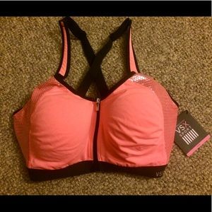 Victoria Secret Sport Bra Front-Closed bra
